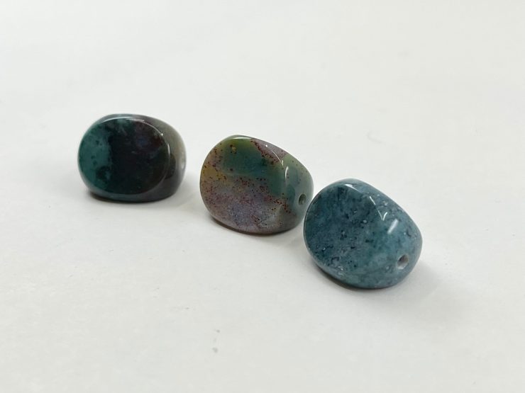 il fullxfull.3957685302 f48g scaled Bloodstone Faceted Side Drilled Three-Sided Swivel Loose Gemstones in 18x13mm for Jewellery Making