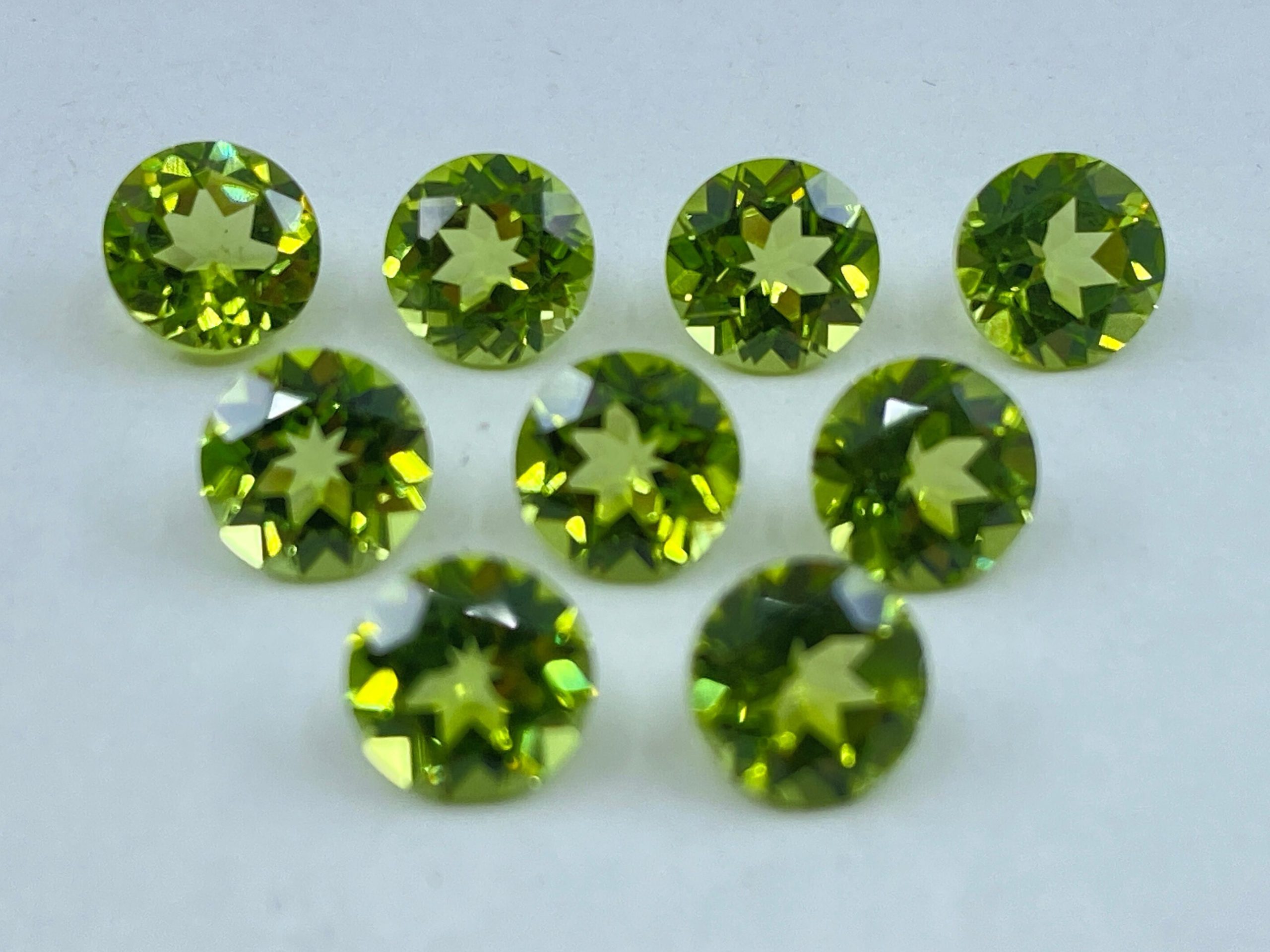 il fullxfull.4054972472 pnv6 scaled Peridot Faceted Round Shape Loose Gemstones in Sizes from 1.75mm to 6mm for Jewellery Making