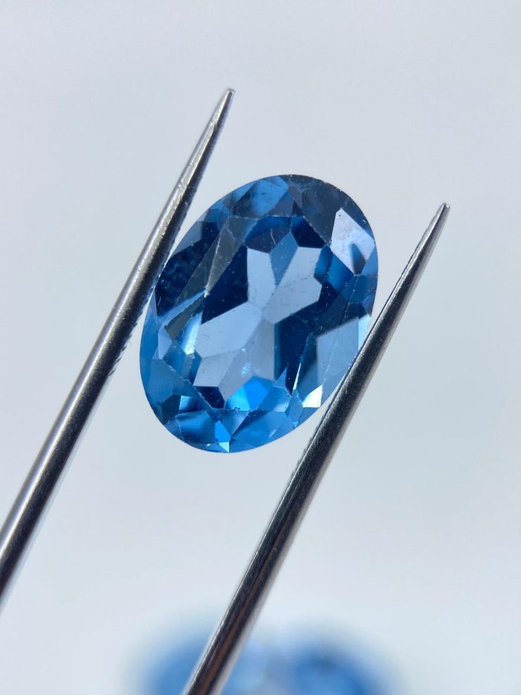 Lab-Created Aquamarine Corundum Oval Shape Faceted Loose Gemstones In 14x10mm For Jewellery Making