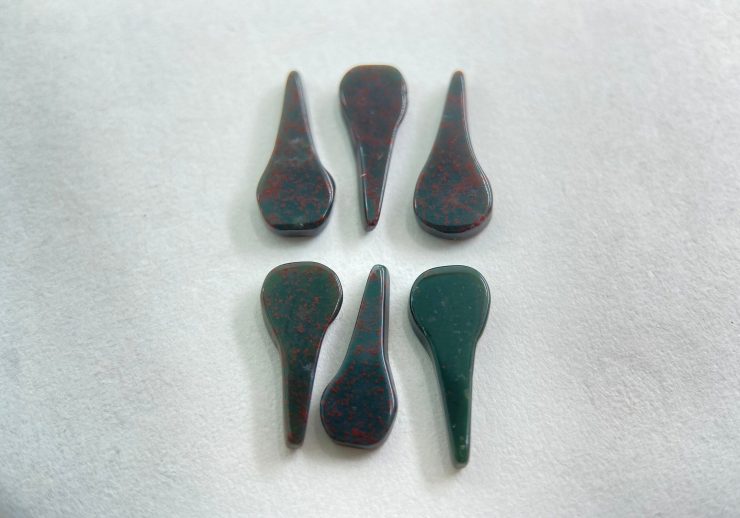 il fullxfull.4556285099 nax7 scaled 50 Pieces of Bloodstone Pin Shape, Key Shape Loose Gemstones In 12x5mm For Jewellery Making