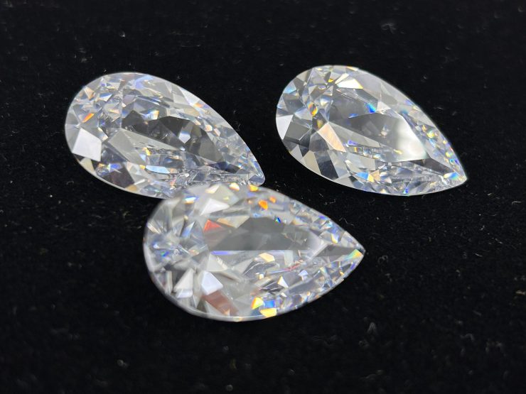 il fullxfull.4658886155 3vwv scaled White Cubic Zirconia (Synthetic) Pear Shape Faceted Loose Gemstones In 25x15mm For Jewellery Making