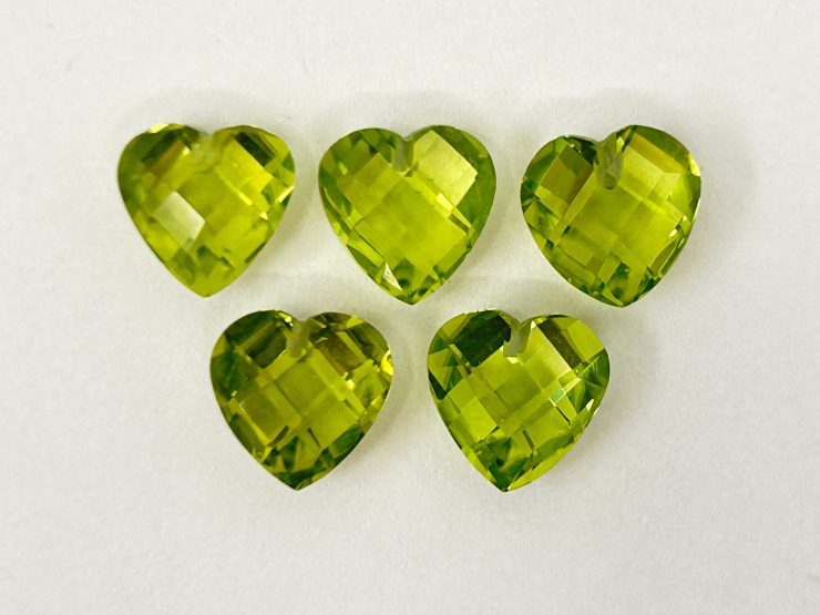 il fullxfull.4797423213 qlrh scaled Peridot Double Sided Faceted Checkerboard Heart Shape Loose Gemstones with 1mm Drilled Hole in 6mm, 7mm & 8mm for Jewellery Making