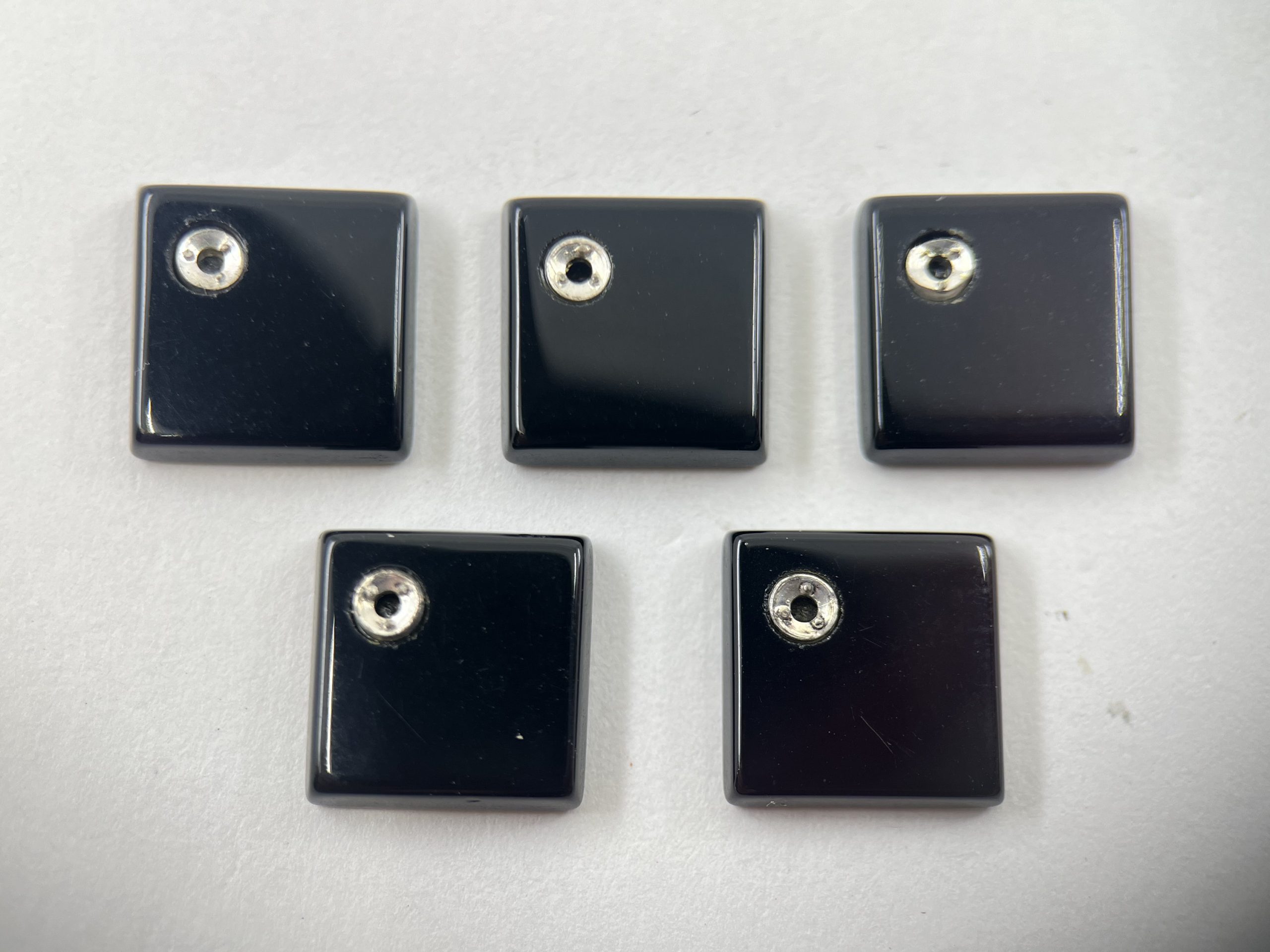 il fullxfull.5244418647 q5u5 scaled Flat Black Onyx Square Shape SBBT Gemstones with 1-1.5mm setting in 10mm for Jewellery Making