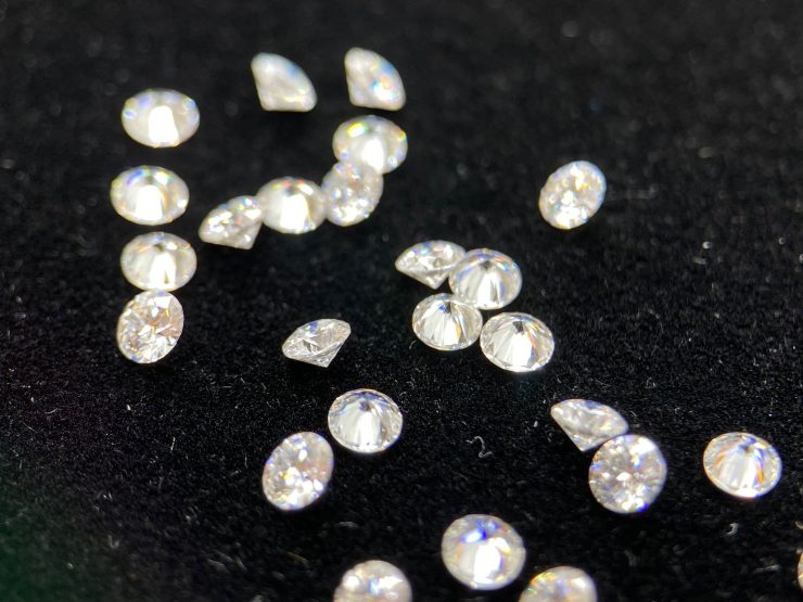 Moissanite (Lab-Grown) Faceted Round Shape Loose Gemstones in 1mm, 2mm & 3mm for Jewellery Making