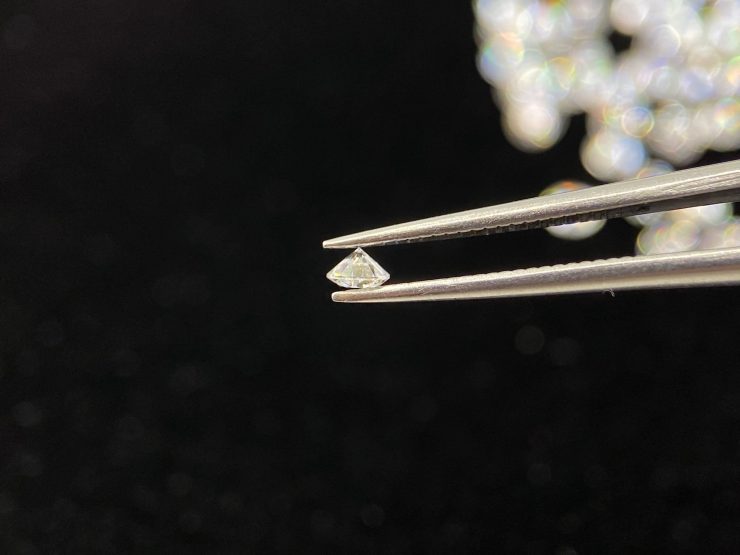 Moissanite (Lab-Grown) Faceted Round Shape Loose Gemstones in 1mm, 2mm & 3mm for Jewellery Making