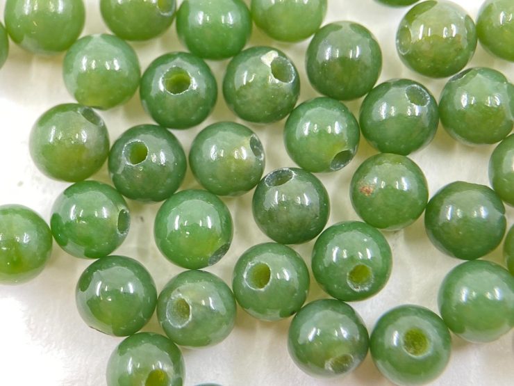 100 Pieces of 4mm Nephrite Jade Half Drilled Bead Gemstones in for Jewellery Making