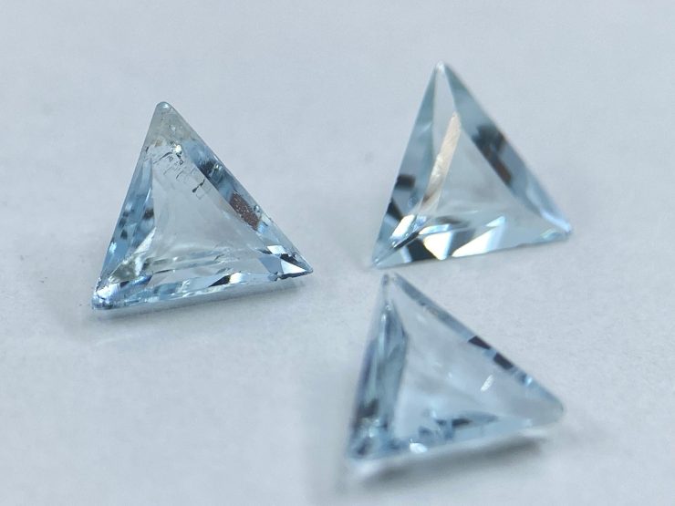 Aquamarine Faceted Triangle Shape Loose Gemstones in 5mm for Jewellery Making