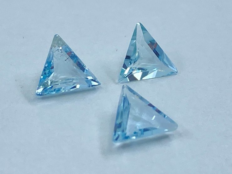 Aquamarine Faceted Triangle Shape Loose Gemstones in 5mm for Jewellery Making