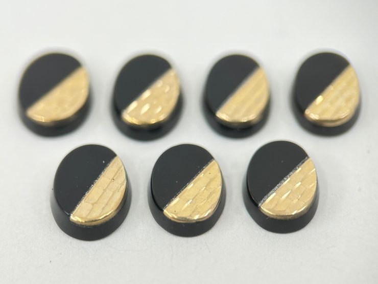 il fullxfull.5612373118 3tjh scaled Onyx Oval Shape SBBT (Single Bevel Buff Top) with 9ct Gold Debossed Brickwork Pattern Loose Gemstones in 8x6mm for Jewellery Making