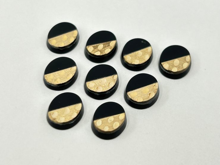 il fullxfull.5612398756 b9m9 scaled Onyx Oval Shape SBBT (Single Bevel Buff Top) with 9ct Gold Debossed Dotted Pattern Loose Gemstones in 10x8mm for Jewellery Making