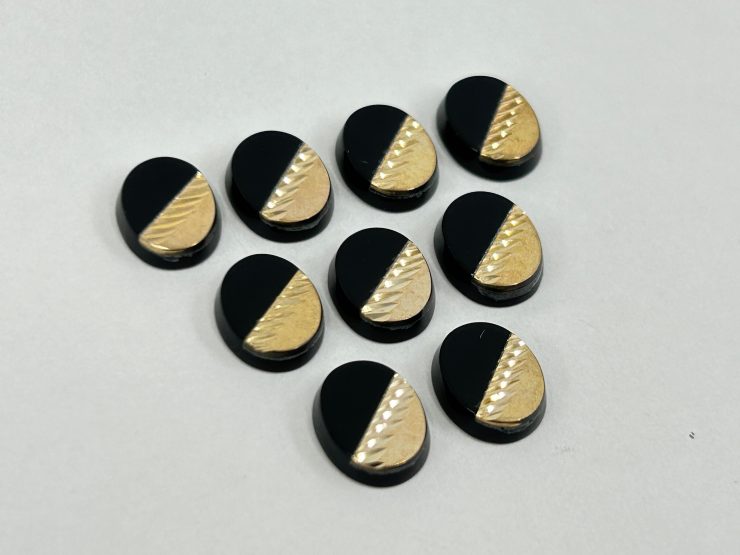 il fullxfull.5612403162 dhy9 scaled Onyx Oval Shape SBBT (Single Bevel Buff Top) with 9ct Gold Debossed Half Stroke Pattern Loose Gemstones in 10x8mm for Jewellery Making