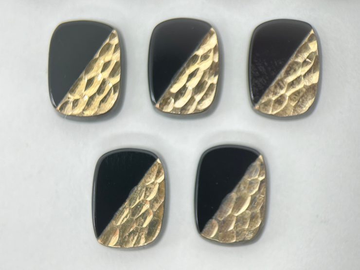 il fullxfull.5660399801 ksci scaled Onyx Antique/Cushion Shape SBBT (Single Bevel Buff Top) with 9ct Gold Debossed Dimple Pattern Loose Gemstones in 8x6mm for Jewellery Making