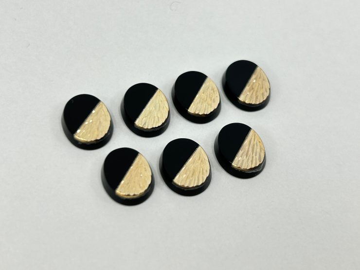 il fullxfull.5660499613 g2mp scaled Onyx Oval Shape SBBT (Single Bevel Buff Top) with 9ct Gold Sunray Pattern Loose Gemstones in 10x8mm for Jewellery Making