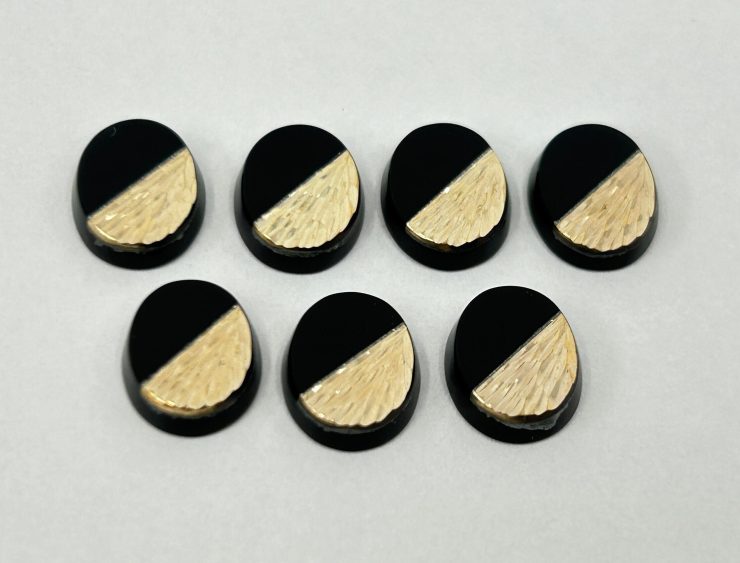 Onyx Oval Shape SBBT (Single Bevel Buff Top) with 9ct Gold Sunray Pattern Loose Gemstones in 10x8mm for Jewellery Making