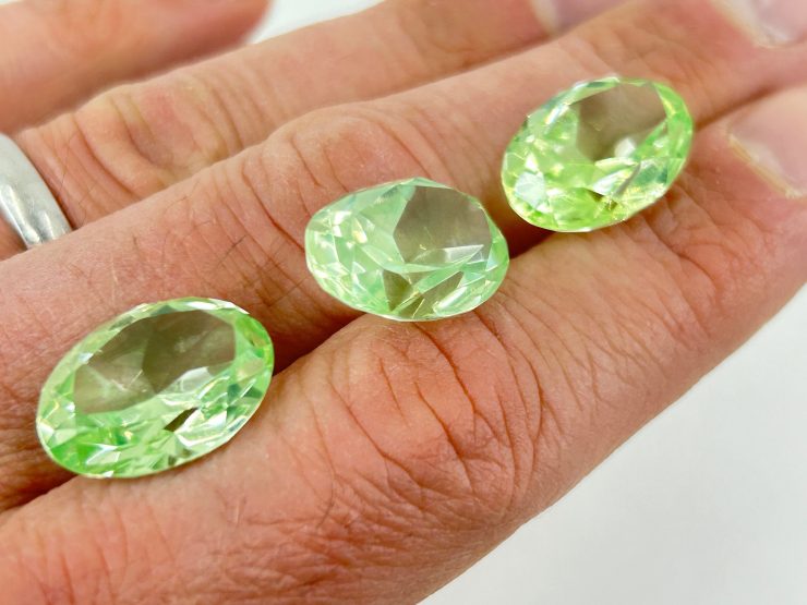 il fullxfull.5865357147 gk7f scaled Peridot Synthetic Corundum Oval Shape Faceted Loose Gemstones in 18x13mm, 20x15mm & 22x16mm for Jewellery Making