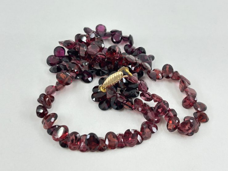 il fullxfull.6073649765 5g9l scaled 17 Inch Faceted Garnet Beaded Necklace (7x5mm Gemstones) with 9 Carat Gold Clasp