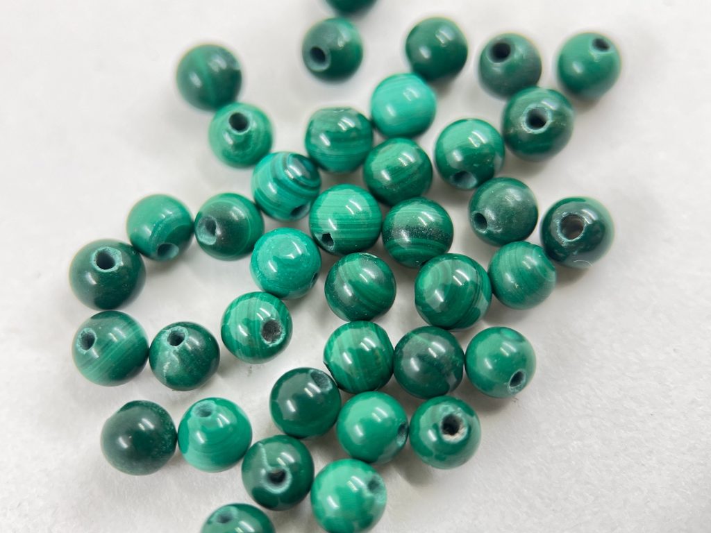 16 Inches NATURAL MALACHITE SMOOTH Cube Shape Natural Gemstone Cabochon Center Drill Beads outlet Line | Rare Gemstone | Genuine Malachite Beads