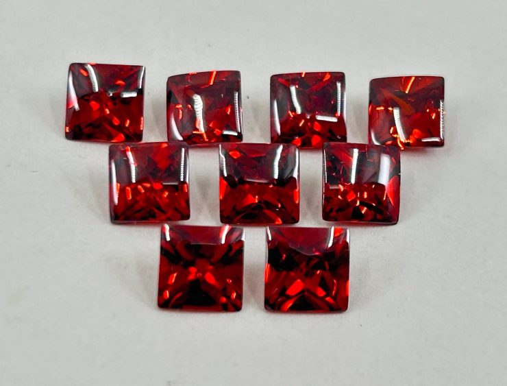 Garnet Cubic Zirconia (Synthetic) Buff Top Square Shape Loose Gemstones In 6mm, 8mm & 10mm for Jewellery Making