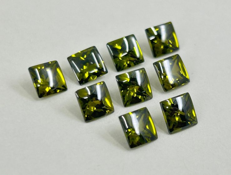 Green Tourmaline Cubic Zirconia (Synthetic) Buff Top Square Shape Loose Gemstones In 6mm, 8mm & 10mm for Jewellery Making