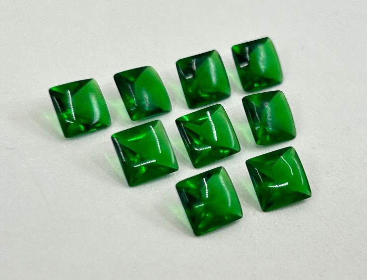 Emerald Coloured Glass (Synthetic) Buff Top Square Shape Loose Gemstones in 6mm & 8mm for Jewellery Making